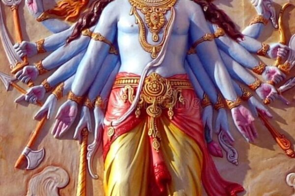 ভগবদ্‌ গীতা হল জীবনের পথপ্রদর্শক। চলুন জেনে নেই ৫টি উপদেশ যা বদলে দিতে পারে জীবন।